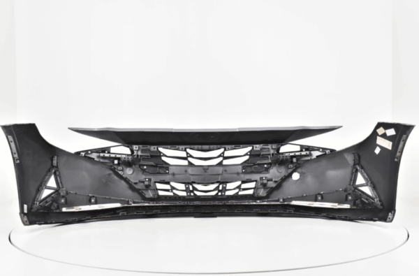 Bumper HYUNDAI ELANTRA VII 2021 Voorbumper 01725