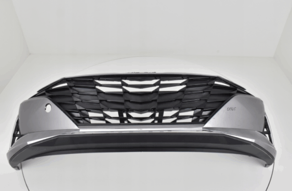 Bumper HYUNDAI ELANTRA VII 2021 Voorbumper 01725