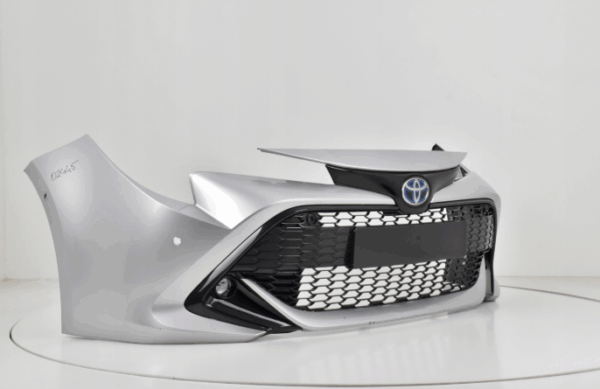 Bumper TOYOTA COROLLA E210 E21 2019- HATCHBACK 6XPDC Voorbumper 02445