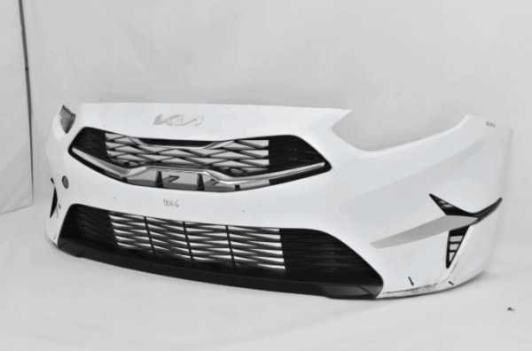Bumper KIA CEED III FACELIFT 21-23  Voorbumper 00616