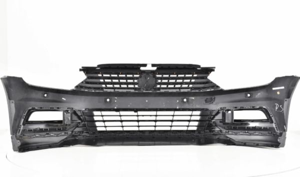Bumper VOLKSWAGEN PASSAT B8 PRE-FACELIFT R-LINE R LINE 2016- Voorbumper 02384