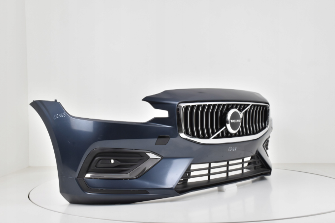 Bumper VOLVO V60 II FACELIFT 2018- Voorbumper 02168