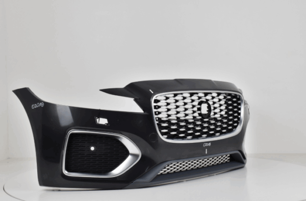 Bumper JAGUAR XF 260 FACELIFT 2021- Voorbumper 02018