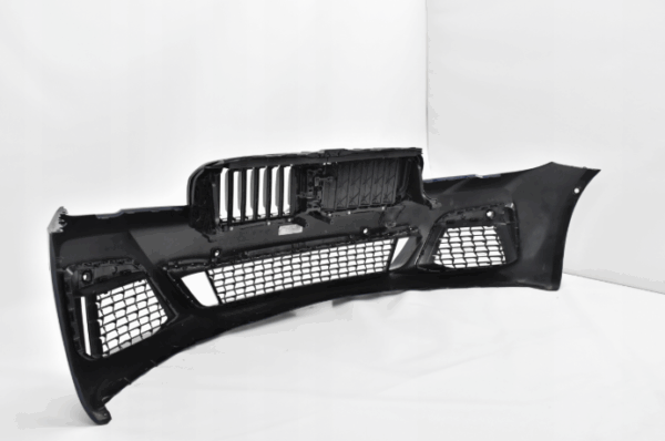 Bumper BMW G30 LCI FACELIFT M-Pakket M Pakket C5E Voorbumper 00378