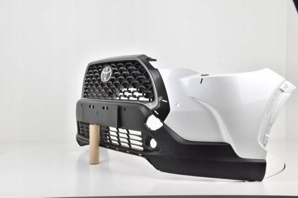 Bumper TOYOTA COROLLA CROSS 2021- Voorbumper