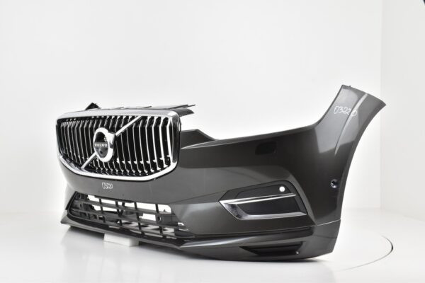 Bumper VOLVO XC60 XC 60 II BEFORE FACELIFT 2018- Voorbumper 03223