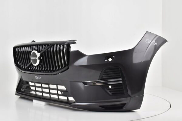 Bumper VOLVO XC60 XC 60 II FACELIFT MOMENTUM  Voorbumper 03078