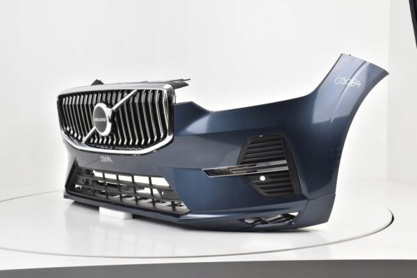 Bumper VOLVO XC60 XC 60 II FACELIFT MOMENTUM Voorbumper 03084
