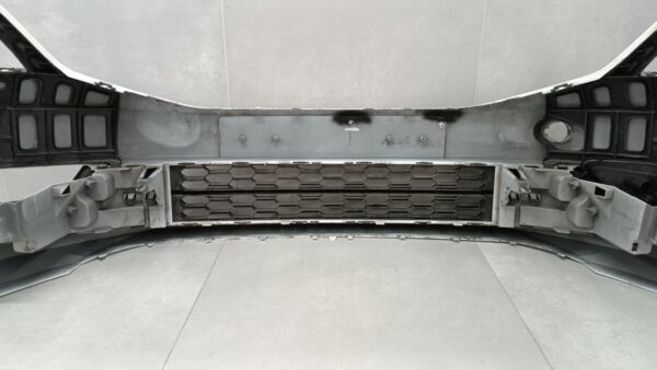 Bumper Skoda Octavia 3 III 5E0 Facelift 16-  5E0807221N  Voorbumper HK1210