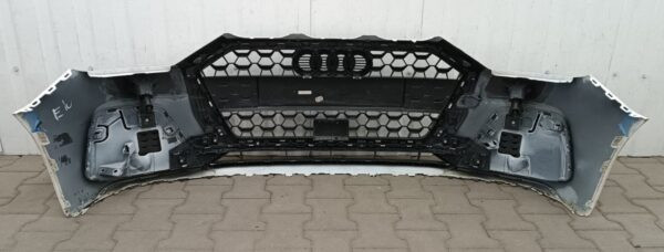 Bumper Audi A1 II 82A 18-/+ wasbeurten 82A807487A Voorbumper HK373
