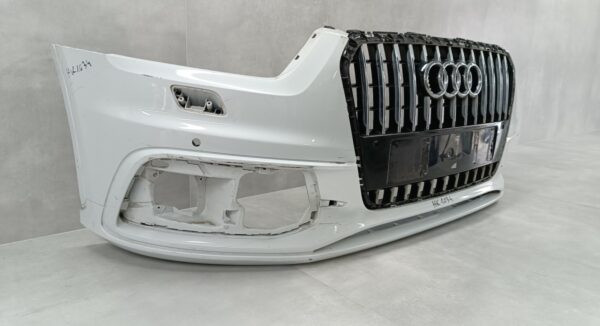Bumper Audi Q3 8U S-line Sline 11-15 8U0807437D Voorbumper HK1034