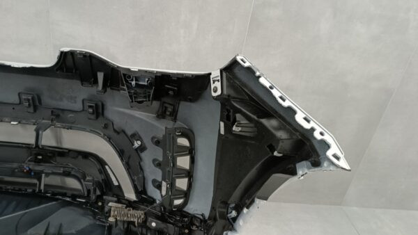 Bumper Land Rover Discovery R Dynamic FACELIFT 21- MY42-17F003-AW Voorbumper HK1309