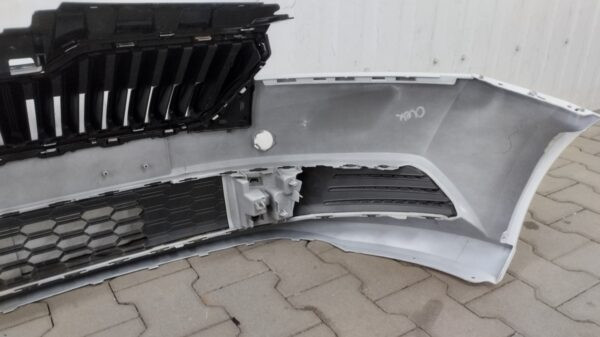 Bumper Skoda Fabia 3 III 6V0 Facelift 18-21 6V0807221F Voorbumper MZ2152
