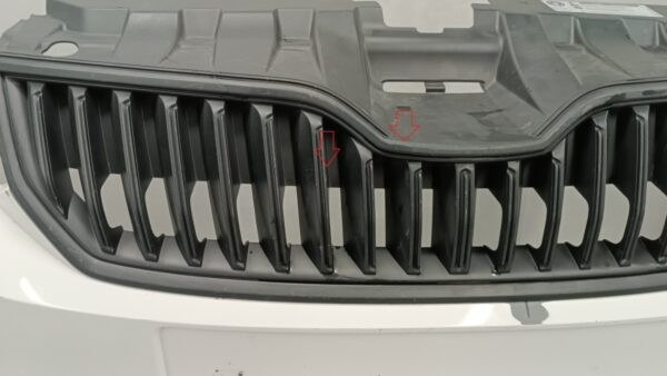 Bumper Skoda Fabia 3 III 6V0 14-18 /+ cover  6V0807221 Voorbumper HK1102