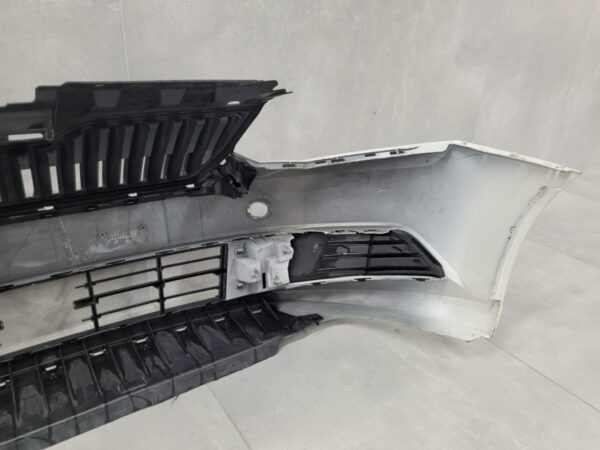 Bumper Skoda Fabia 3 III 6V0 14-18 6V0807221 Voorbumper PJ1517A