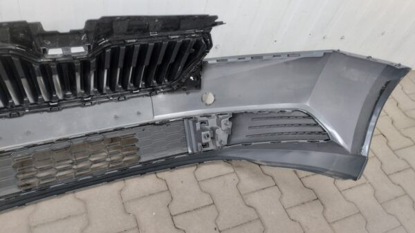 Bumper Skoda Fabia 3 III 6V0 Facelift 18-21 6V0807221F Voorbumper MZ2153