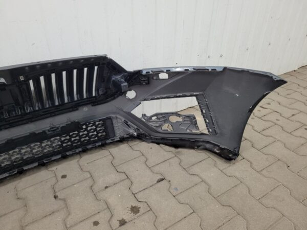 Bumper Skoda Octavia 4 IV 5E3 RS VRS 19-24 5E3807217F  Voorbumper PJ1373