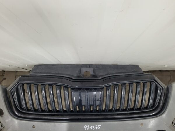 Bumper Skoda Octavia 4 IV 5E3 RS VRS 19-24 5E3807217F  Voorbumper PJ1375