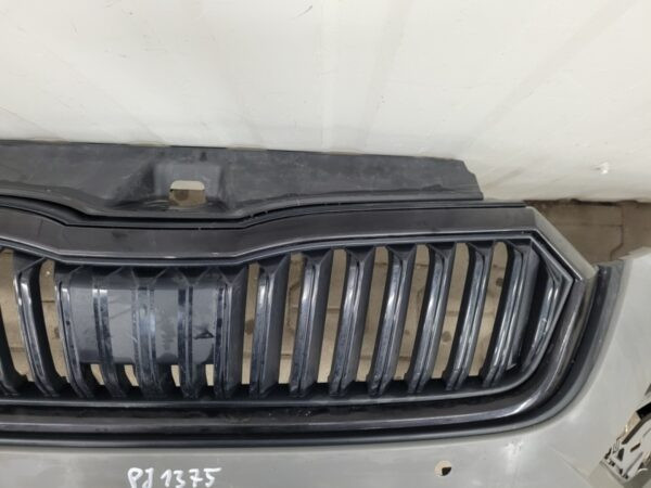 Bumper Skoda Octavia 4 IV 5E3 RS VRS 19-24 5E3807217F  Voorbumper PJ1375
