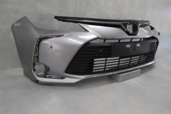 Bumper Toyota Corolla E21 XII Sedan 18-22 52119-02Q10 Voorbumper MK4581