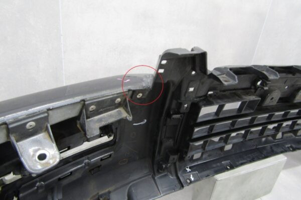 Bumper Mitsubishi Pajero IV 4 FACELIFT 15-20 6400G152ZZ Voorbumper MK4642