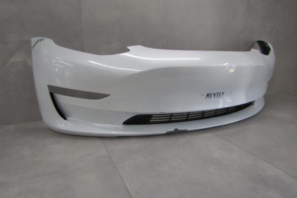 Bumper Tesla 3 III 17- 1084168-00-F Voorbumper MK4737