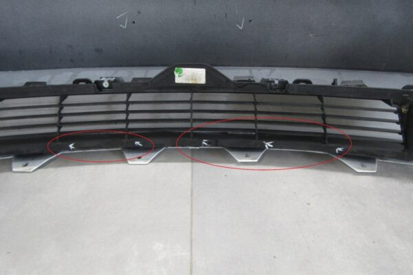 Bumper Tesla 3 III 17- 1084168-00-F Voorbumper MK4737