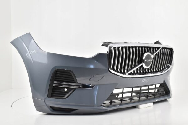 Bumper VOLVO XC60 XC 60 II FACELIFT MOMENTUM Voorbumper 03079