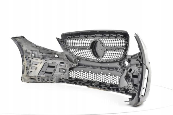 Bumper MERCEDES C-KLASSE C KLASSE W05 W205 2019- AMG LINE Voorbumper 03189