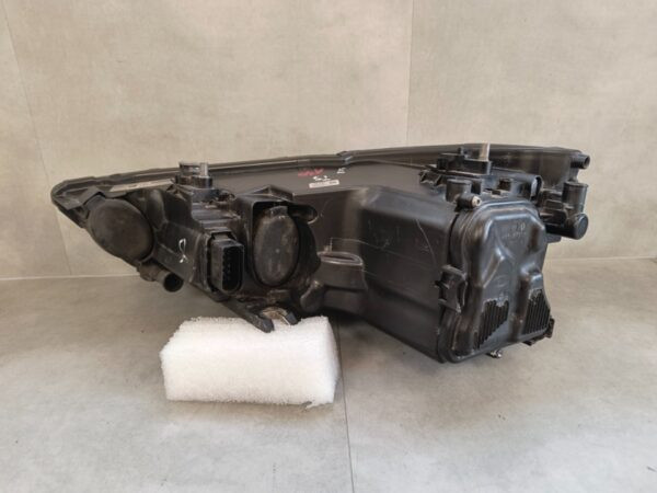 Koplamp AUDI A1 STANDAARD 8X0 10-14 Rechts RH 8X0941004 Z17/8D