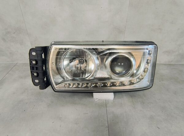 Koplamp IVECO STRALIS Links LH XENON 13-16 5801745441 Z19/16A