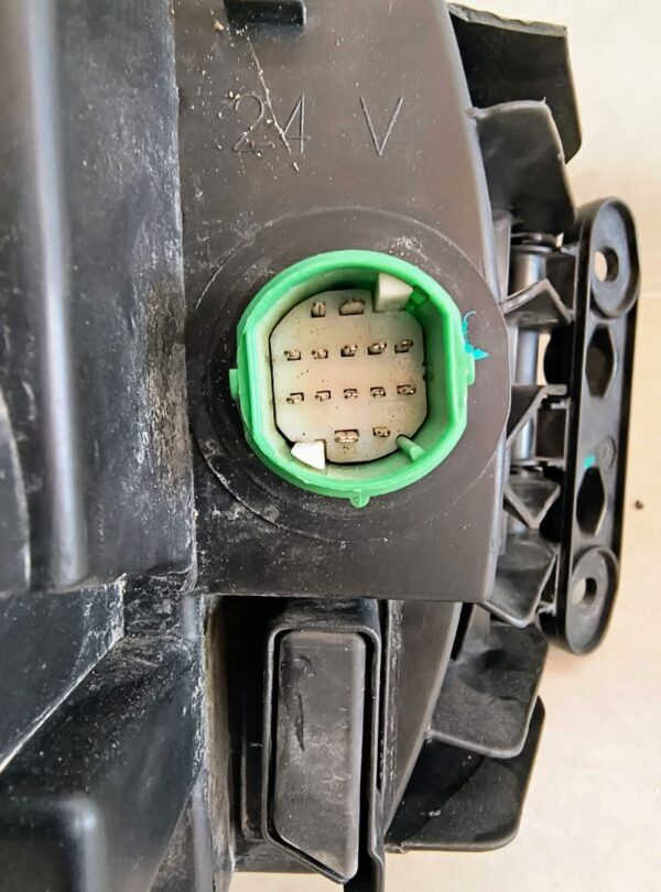 Koplamp IVECO STRALIS Links LH XENON 13-16 5801745441 Z19/16A