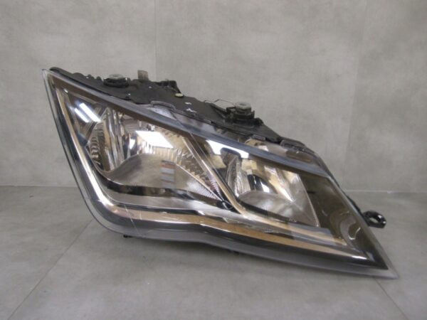 KOPLAMP SEAT LEON 3 FACELIFT STANDAARD MET LED 16- RH RECHTS 5F1941016B A1538/4K/14A