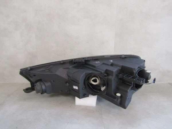 Koplamp AUDI A4 B9 NIET-DRIVEREND XENON 15-19 RH Rechts 8W0941006 A1573/4K/2G