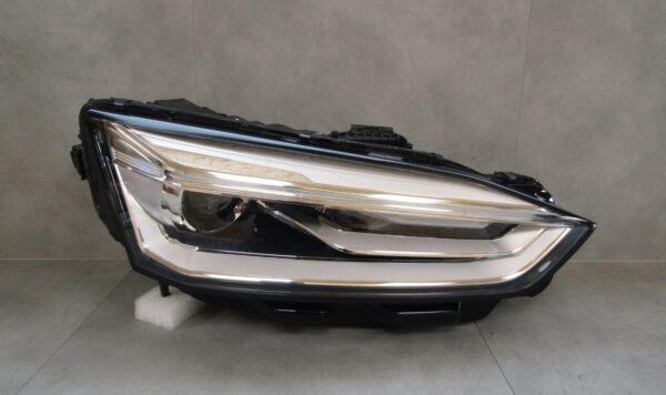 Koplamp AUDI A5 8W6 Niet- Driverende XENON 16-19 8W6941044C RH Rechts S1517/E23