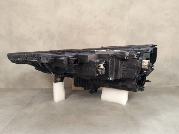 Koplamp Audi Q8 4M8 Full LED Matrix Rechts 18-23 4M8941036 Z6/2E