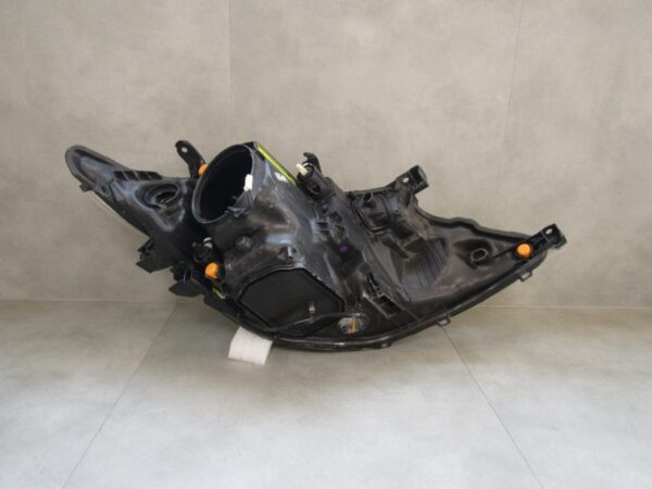 Koplamp TOYOTA AURIS 2 II XENON DRAAIEN 12-15 Links S1560/K3/2C