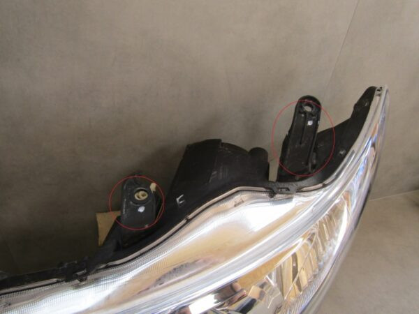 Koplamp TOYOTA AURIS 2 II XENON DRAAIEN 12-15 Links S1560/K3/2C