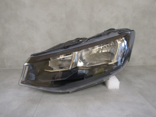 Koplamp VOLKSWAGEN CADDY 2K8 IV STANDAARD 20- LH Links 2K8941005 A1568/4K/12F