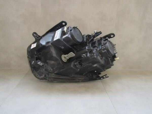Koplamp DACIA DUSTER 2 II Standaard met LED 17-21 RH 260101133R S1557/K3/2D