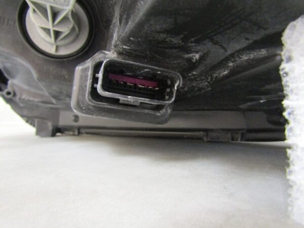 Koplamp DACIA DUSTER 2 II Standaard met LED 17-21 RH 260101133R S1557/K3/2D
