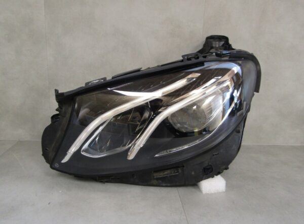 KOPLAMP MERCEDES E-KLASSE W213 HIGH LED PERFORMANCE 16-20 LH LINKS A2139068708 S1427/D195