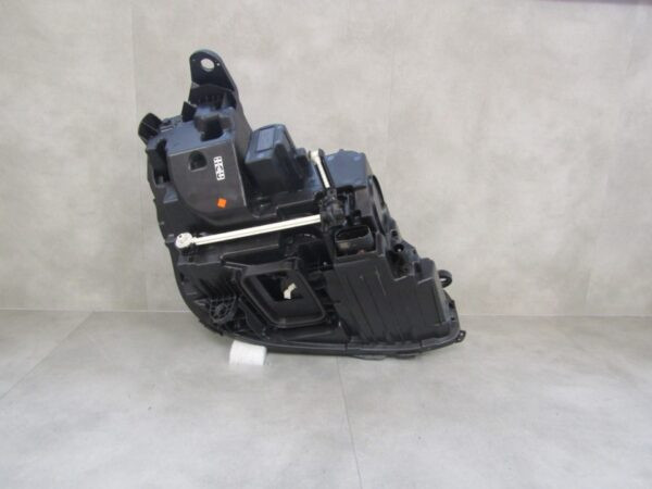 KOPLAMP MERCEDES E-KLASSE W213 HIGH LED PERFORMANCE 16-20 LH LINKS A2139068708 S1427/D195