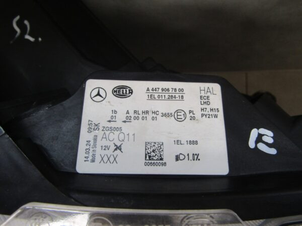 Koplamp MERCEDES V-KLASSE W447 Facelift Standaard RH Rechts A4479067800 S1515/A216