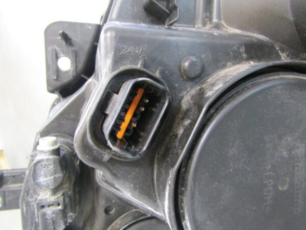 Koplamp NISSAN NV400 INTERSTAR II 10- STANDAARD RH Rechts 26010BZ50A S1468/F95