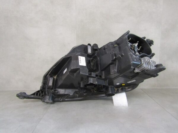 Koplamp Skoda Rapid 5JB Facelift Xenon Niet-draaiend 16-19 Rechts 5JB941016C A1579/F188