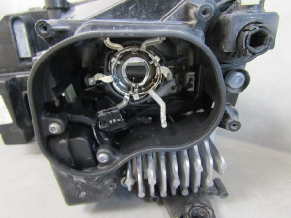 Koplamp Skoda Rapid 5JB Facelift Xenon Niet-draaiend 16-19 Rechts 5JB941016C A1579/F188