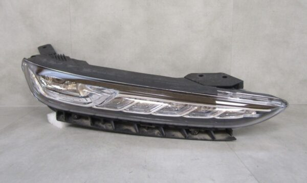 Koplamp HYUNDAI KONA 1 I LED DRL RH Rechts 17-21 92208J9000 A1565/4K/1B