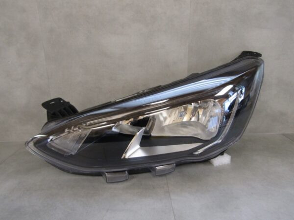 Koplamp FORD FOCUS MK4 IV STANDAARD LH Links 18-22 JX7B-13W30-CE A1570/4K/12G