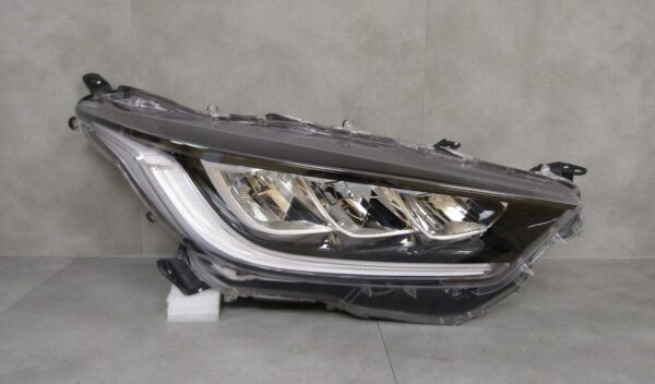 Koplamp TOYOTA YARIS IV GR SPORT LED 20- RH Rechts S1538/B230